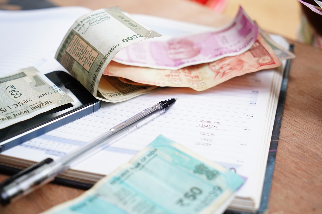 贷款10万元一年利息全解析，影响因素与计算之道