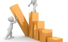 2016 年商业贷款的利率情况呈现出一定的多样性和变化性，受到多种因素的影响。以下是对 2016 年商业贷款利率的详细分析