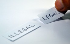 买房之困，贷款与全款，孰为明智之选？