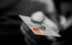 哈尔滨银行，金融支持的坚实力量